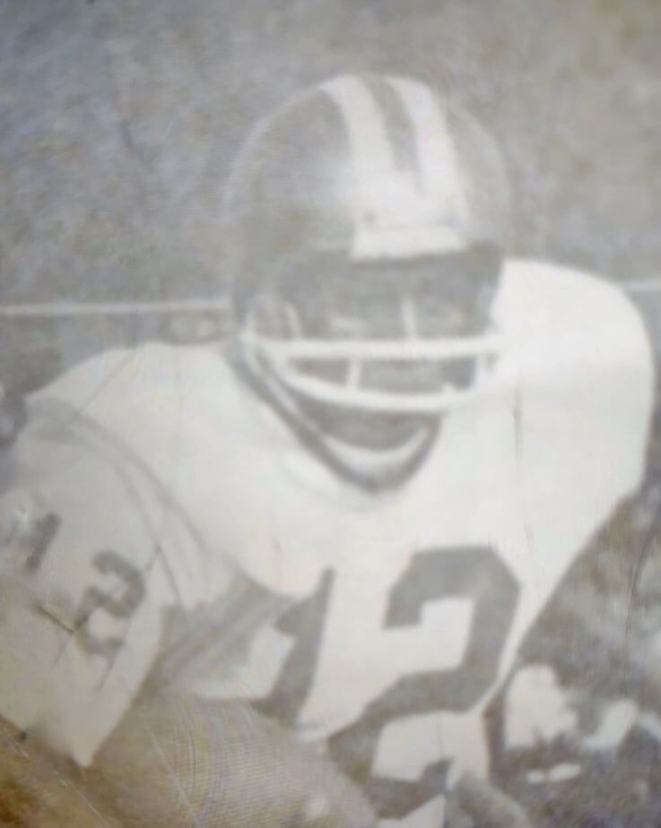 Alexander Dark Lark-football.jpg